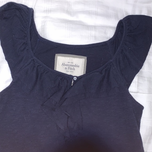 Ruffle shirt - Picture 2 of 2